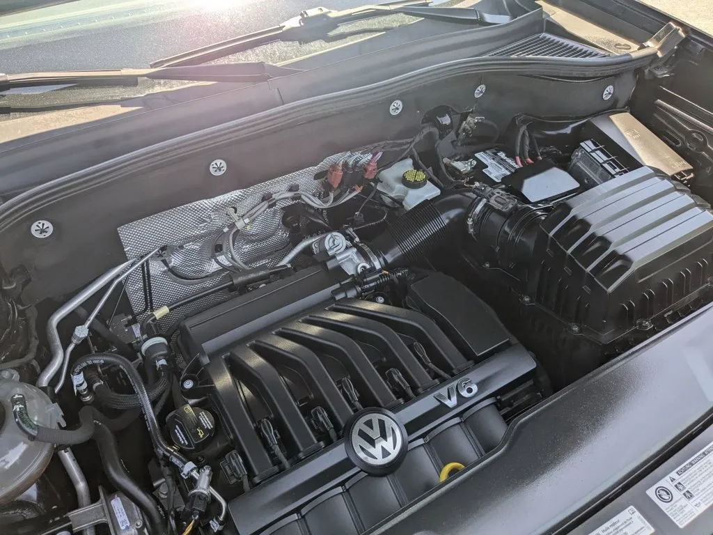 2020 Volkswagen Atlas Cross Sport 3.6L V6 SE w/Technology thumbnail 30