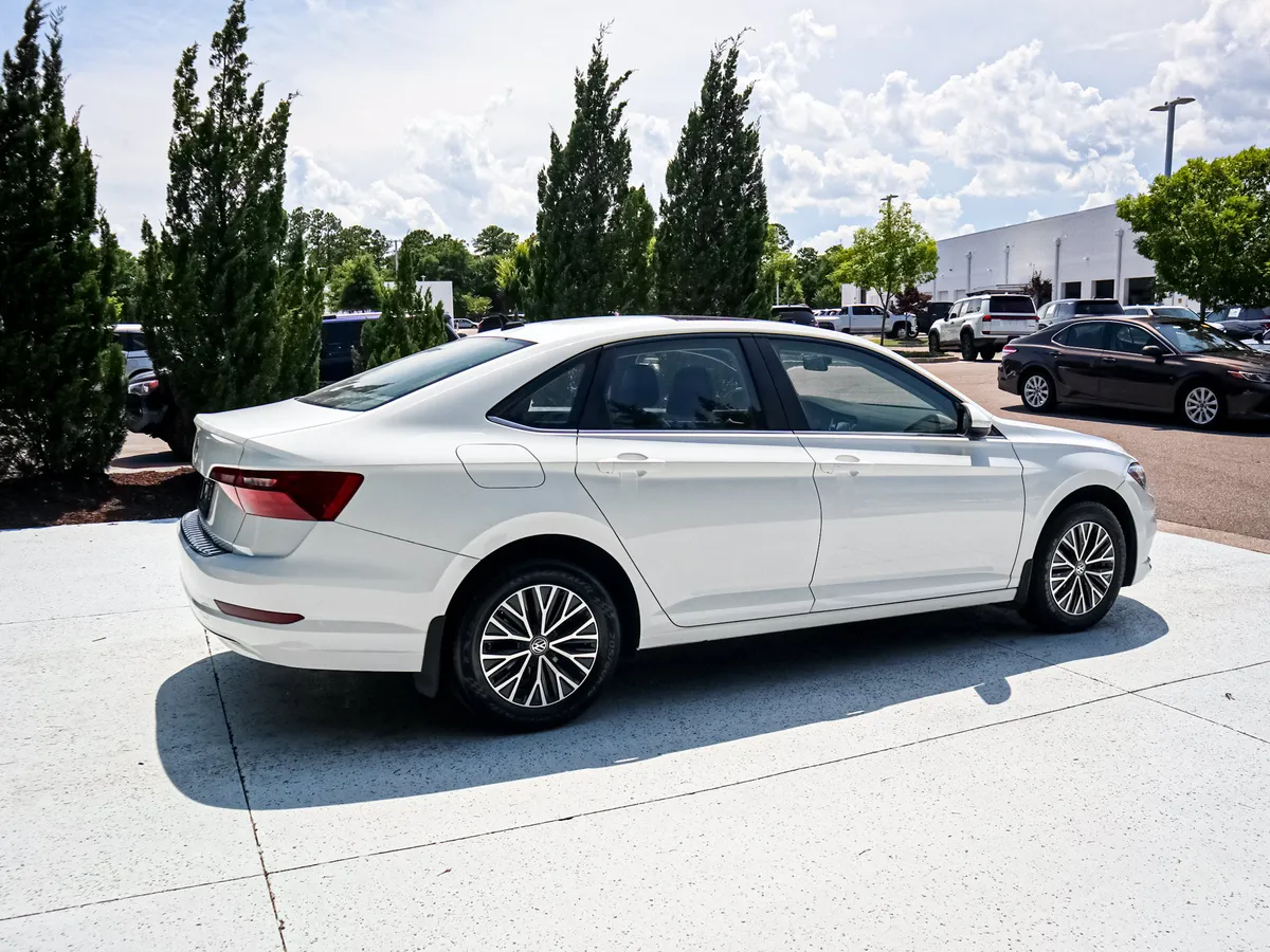 2020 Volkswagen Jetta SE thumbnail 10