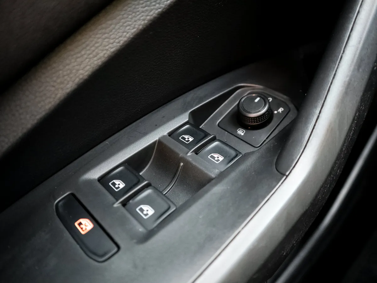 2020 Volkswagen Jetta SE thumbnail 14