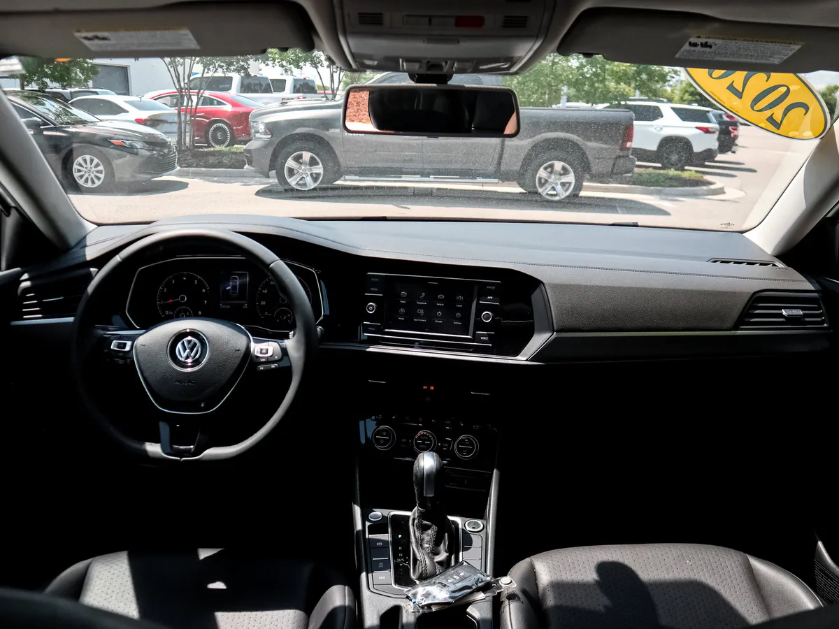 2020 Volkswagen Jetta SE thumbnail 27