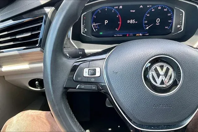 2020 Volkswagen Jetta SEL thumbnail 10