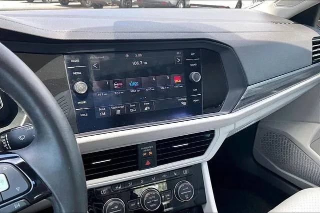 2020 Volkswagen Jetta SEL thumbnail 22