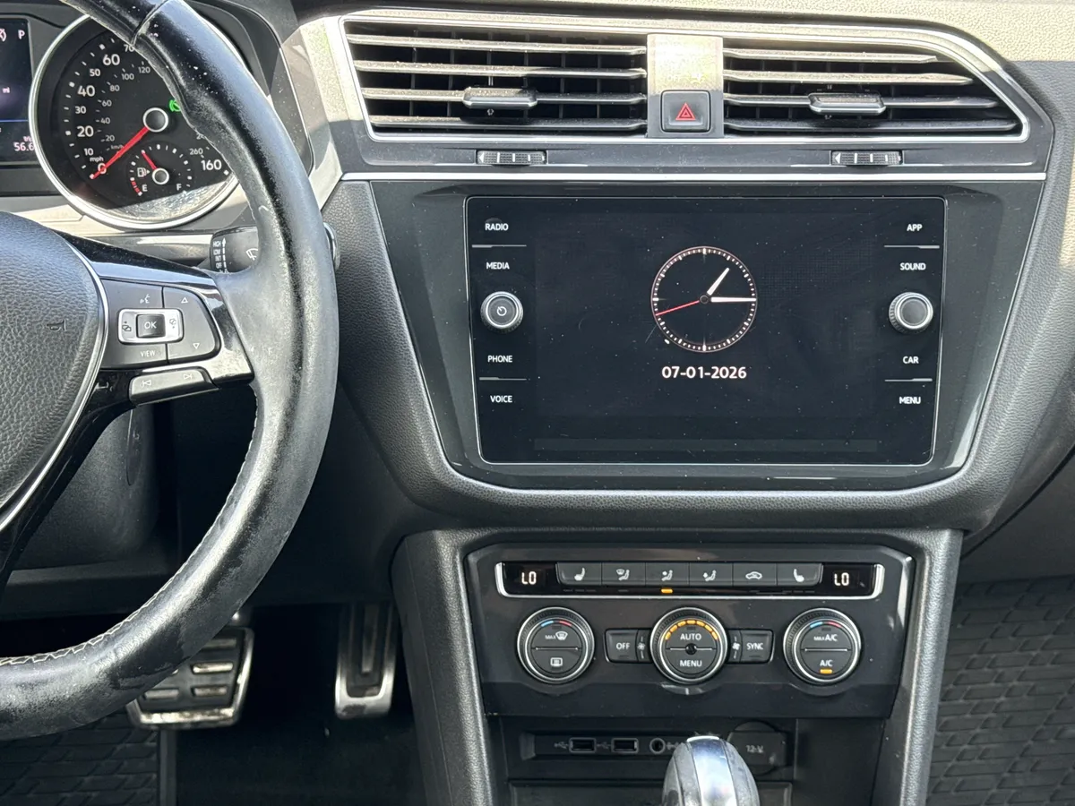 2020 Volkswagen Tiguan SE R-Line Black thumbnail 28