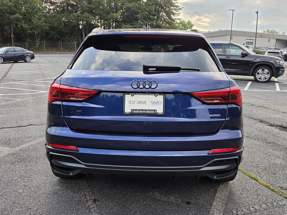 2021 Audi Q3 S line Premium Plus thumbnail 5