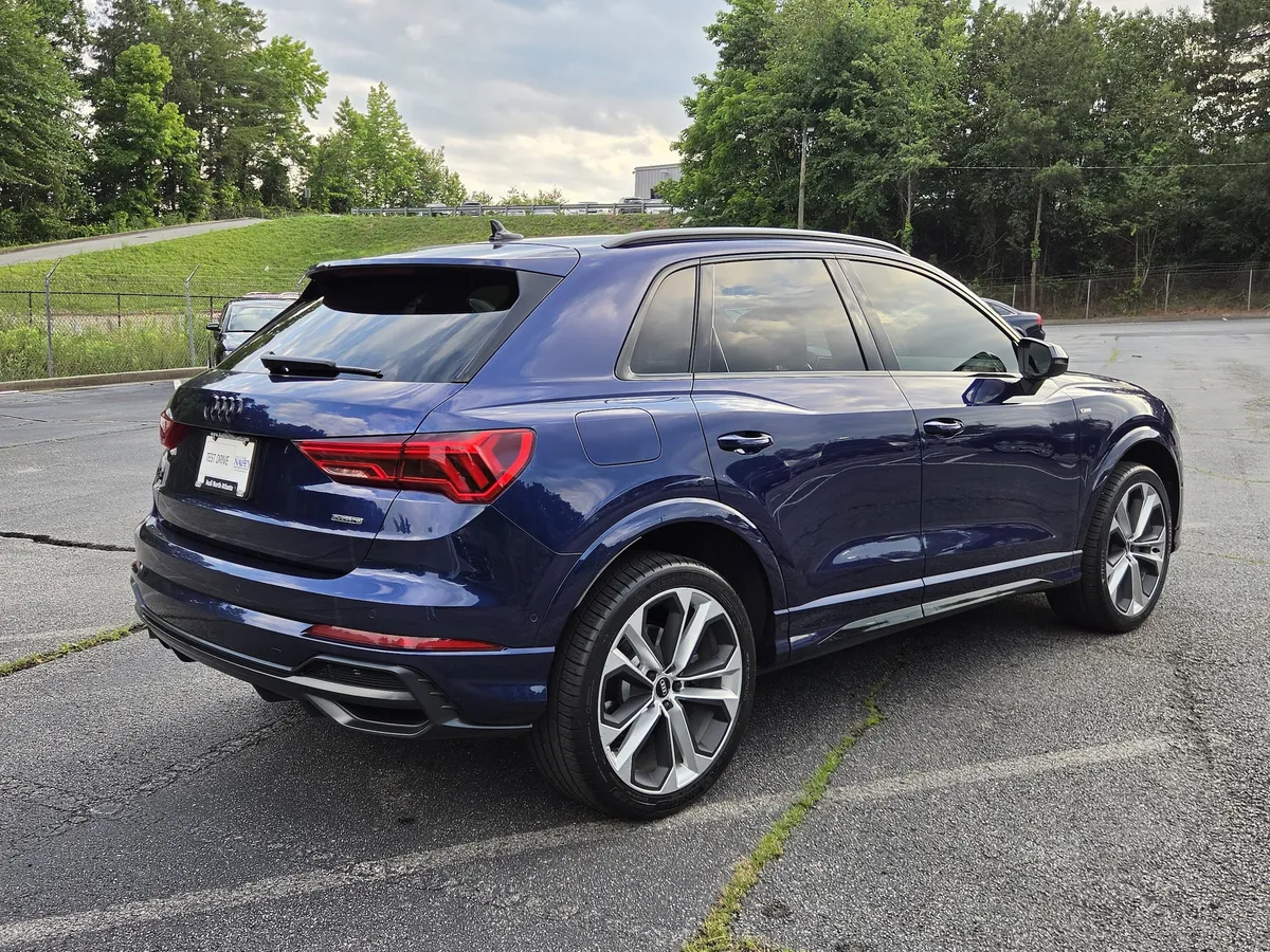 2021 Audi Q3 S line Premium Plus thumbnail 6