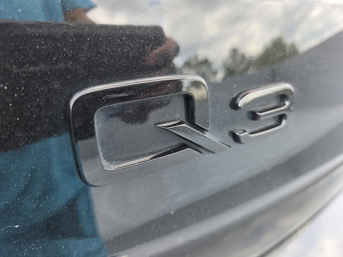 2021 Audi Q3 S line Premium thumbnail 7