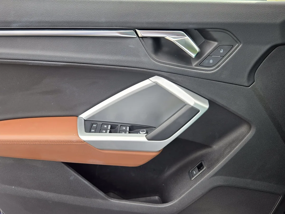 2021 Audi Q3 S line Premium thumbnail 14