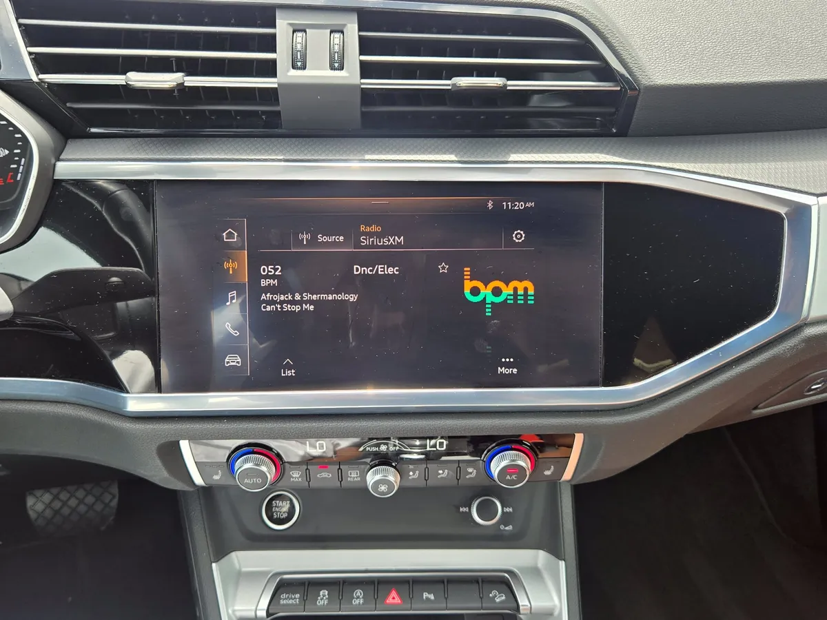 2021 Audi Q3 S line Premium thumbnail 23
