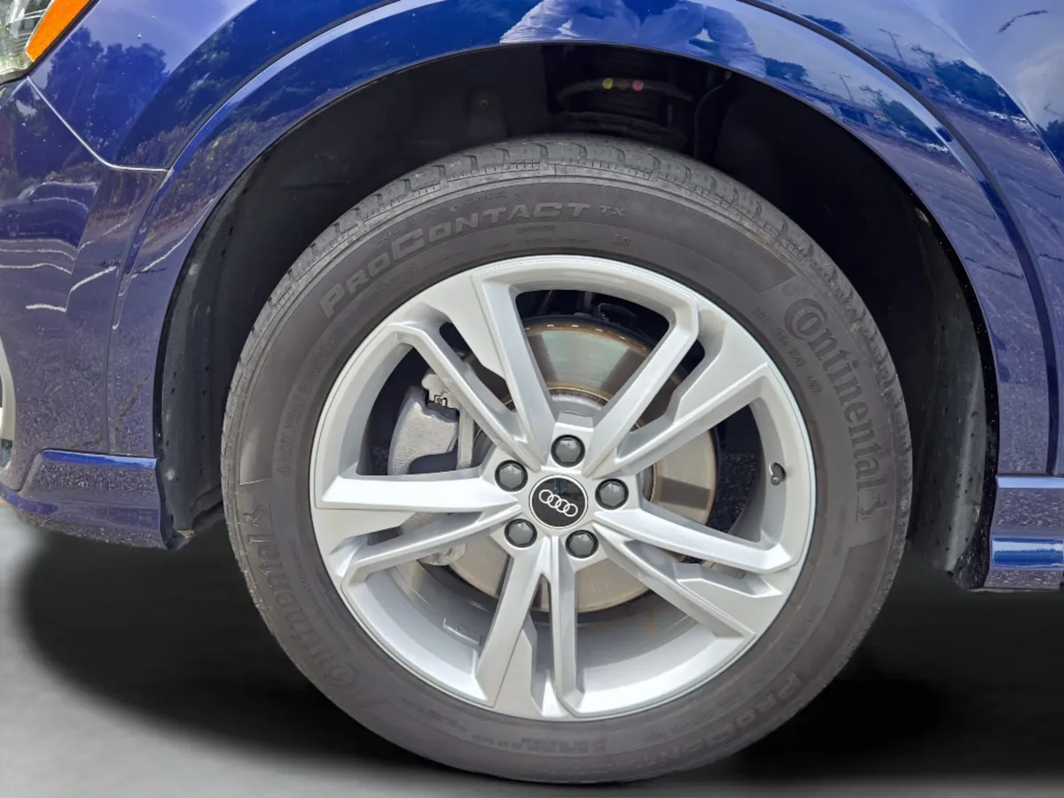 2021 Audi Q3 S line Premium thumbnail 31