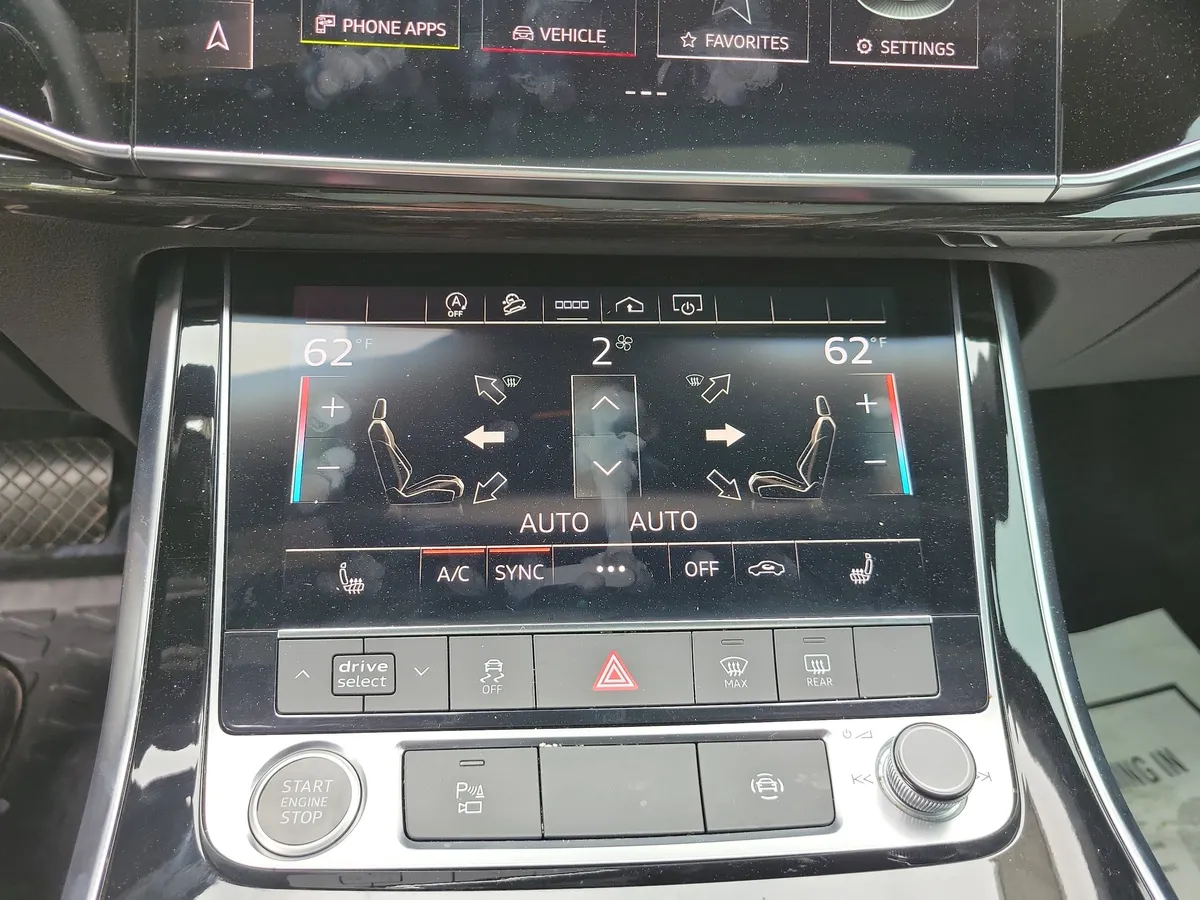 2021 Audi Q8 55 Premium thumbnail 17