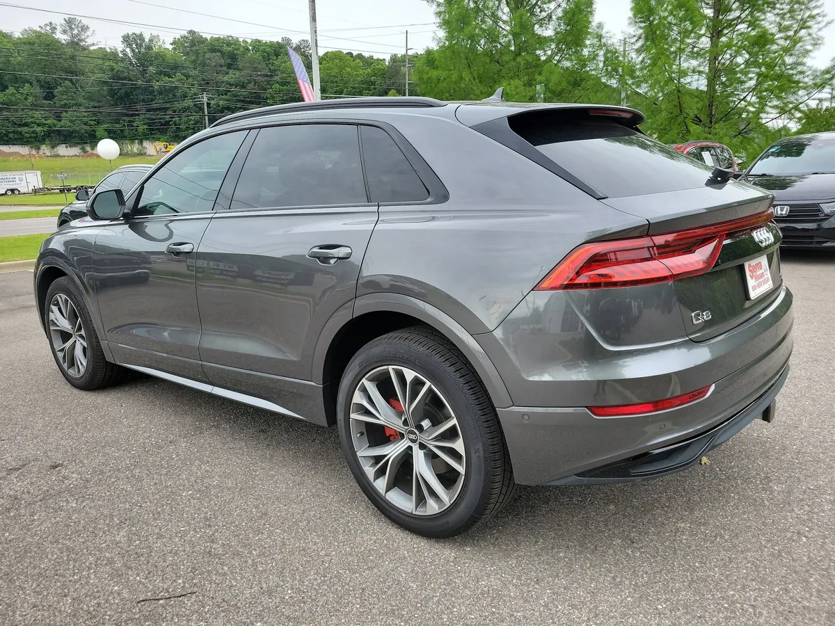 2021 Audi Q8 55 Premium thumbnail 7
