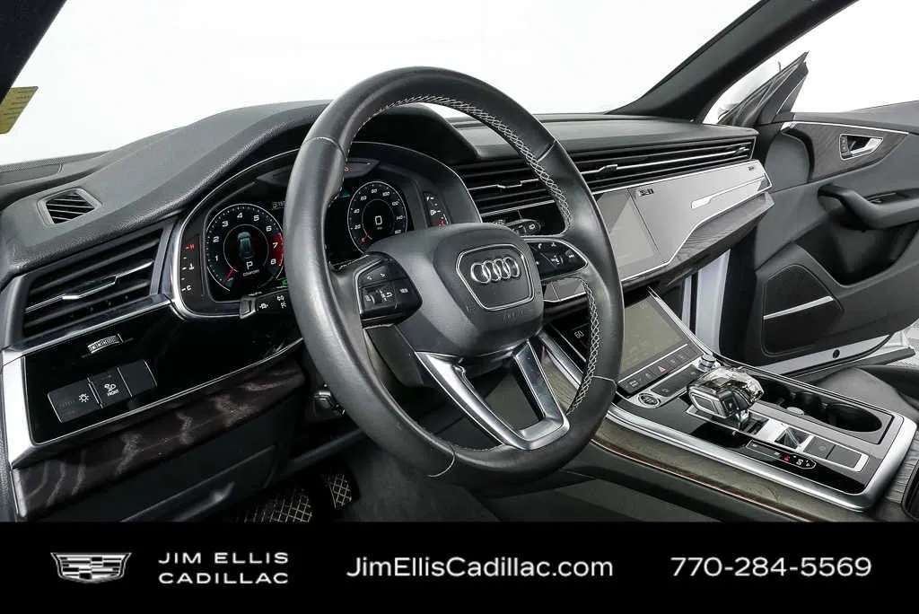 2021 Audi Q8 Premium Plus thumbnail 4