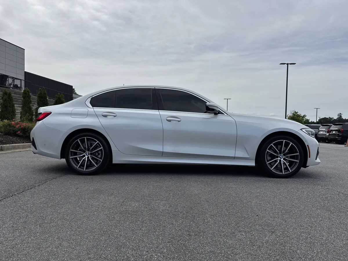 2021 BMW 3 Series 330i thumbnail 10