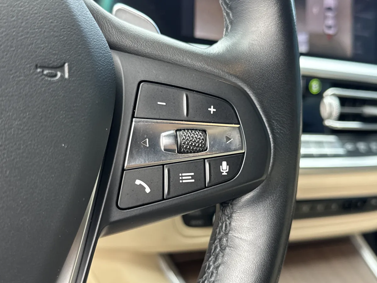2021 BMW 3 Series 330i thumbnail 19