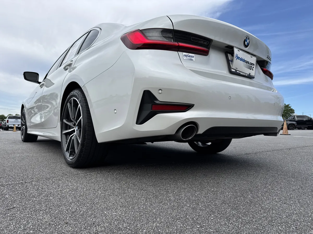 2021 BMW 3 Series 330i thumbnail 7