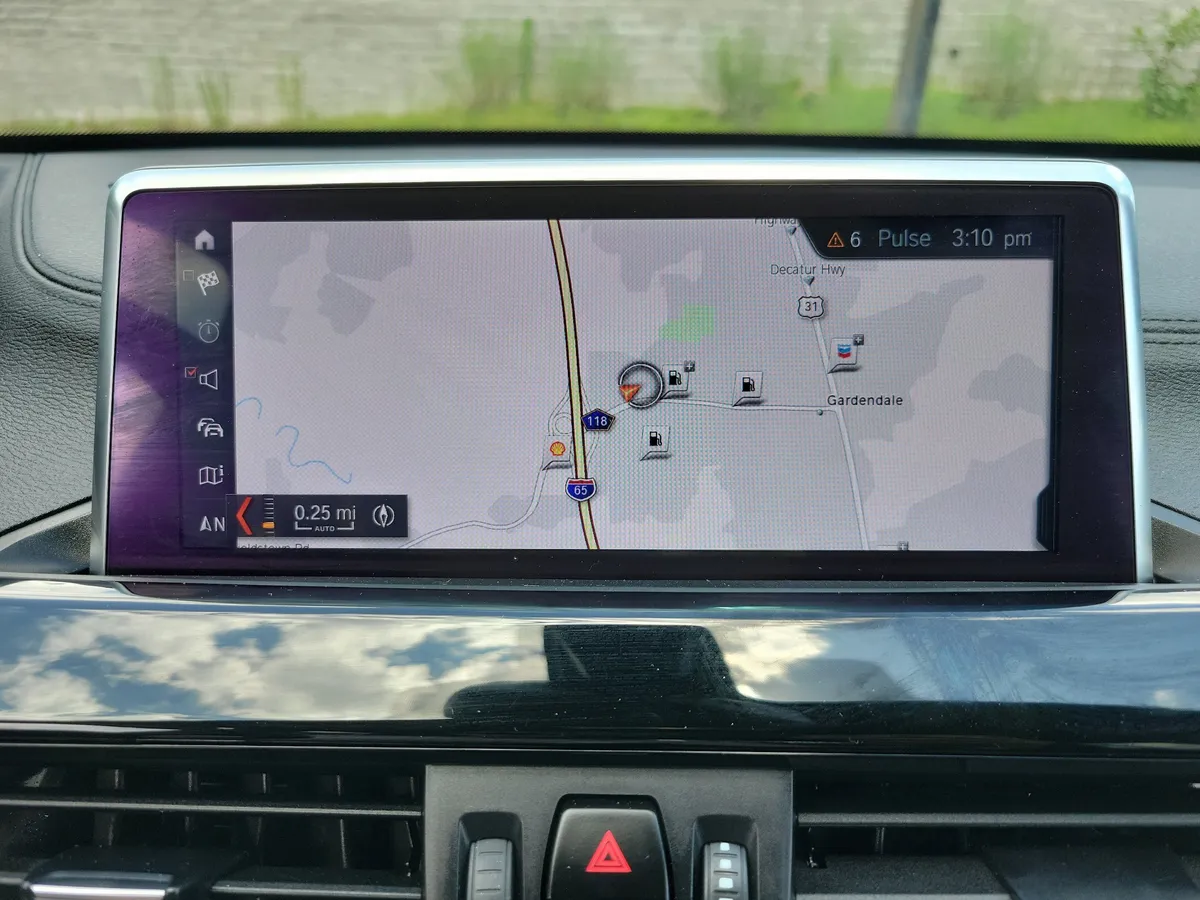 2021 BMW X1 xDrive28i thumbnail 17