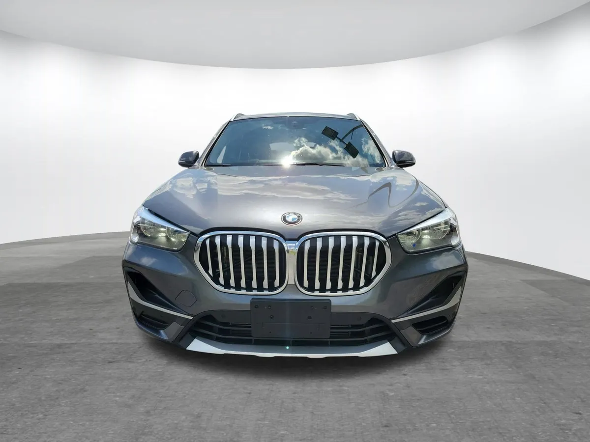 2021 BMW X1 xDrive28i thumbnail 22
