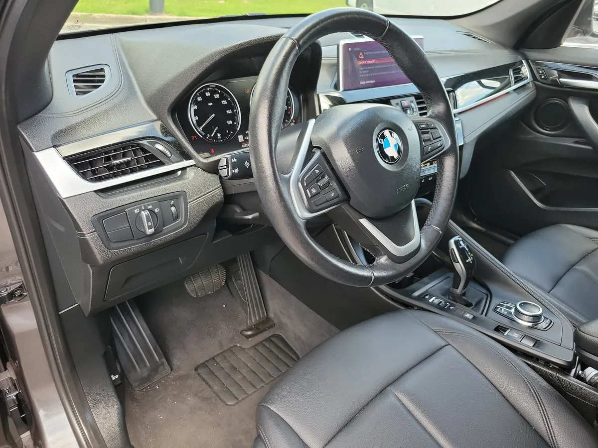 2021 BMW X1 xDrive28i thumbnail 4