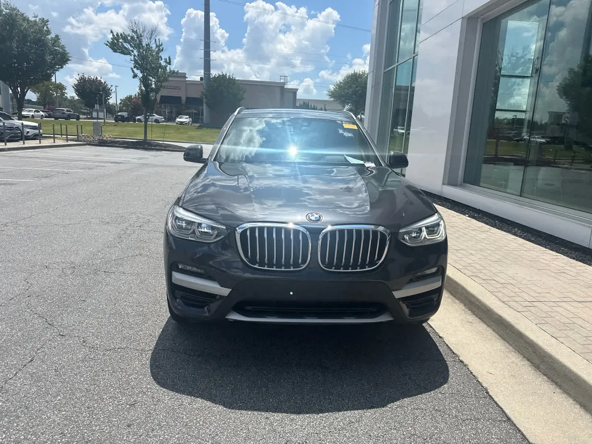 2021 BMW X3 PHEV xDrive30e thumbnail 3
