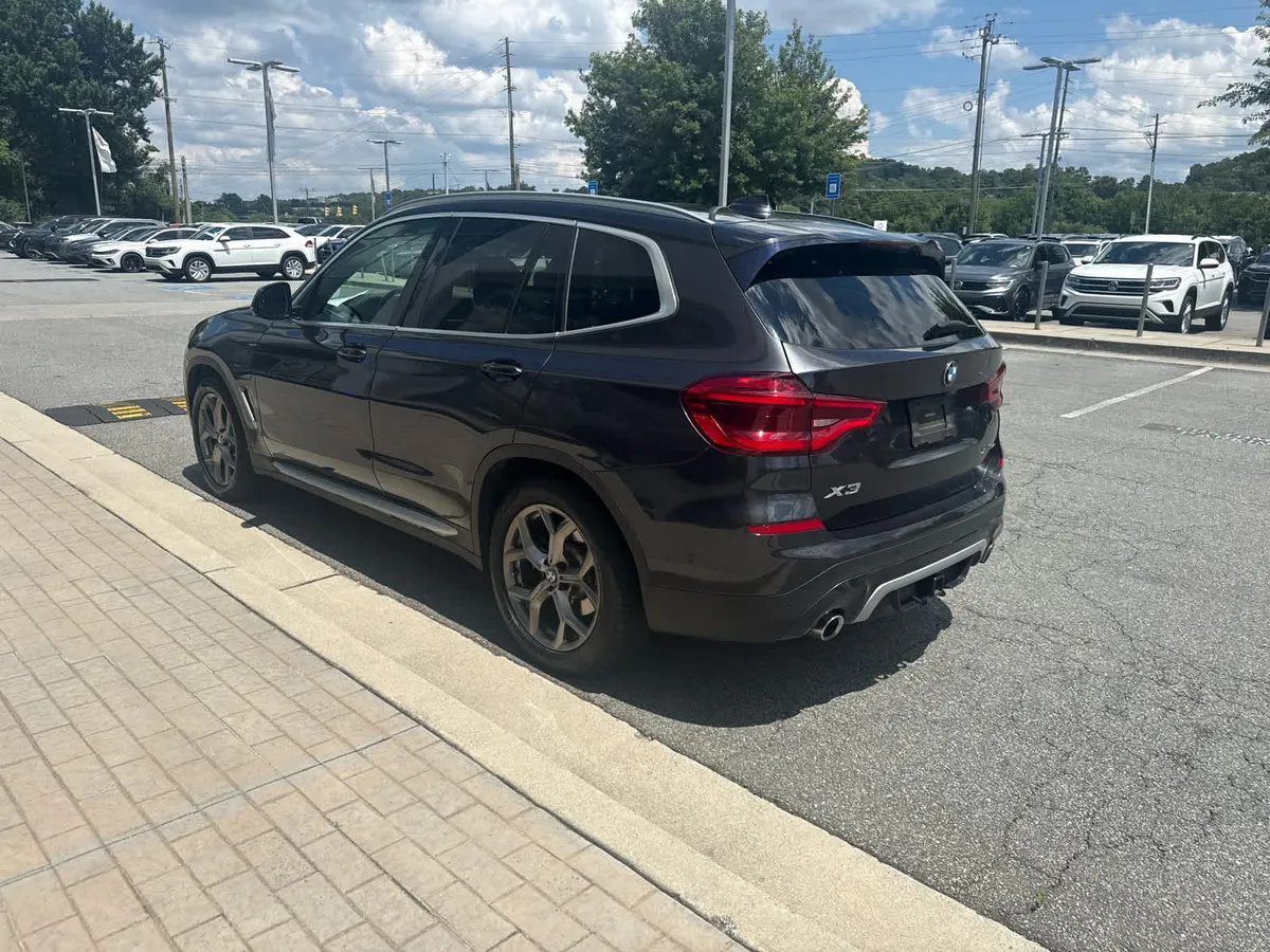 2021 BMW X3 PHEV xDrive30e thumbnail 5