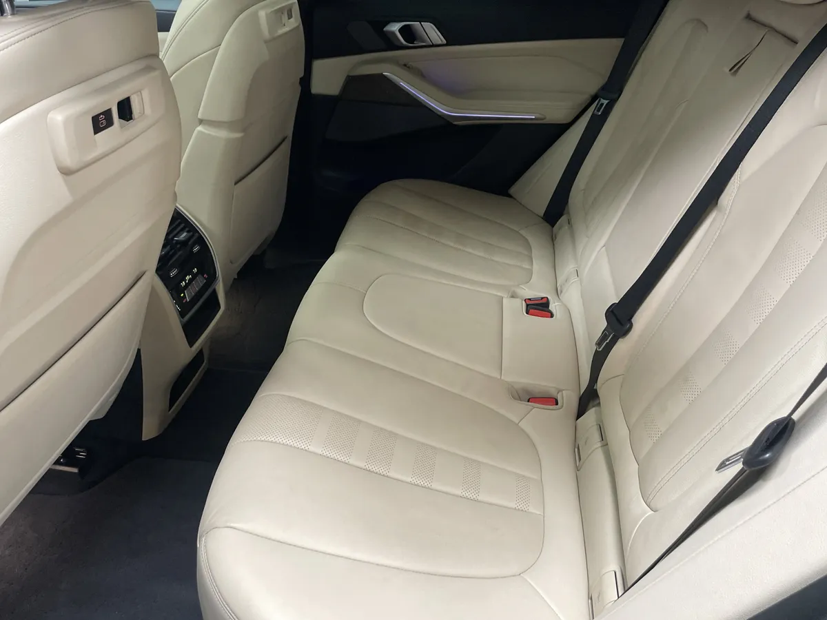 2021 BMW X5 xDrive40i thumbnail 32