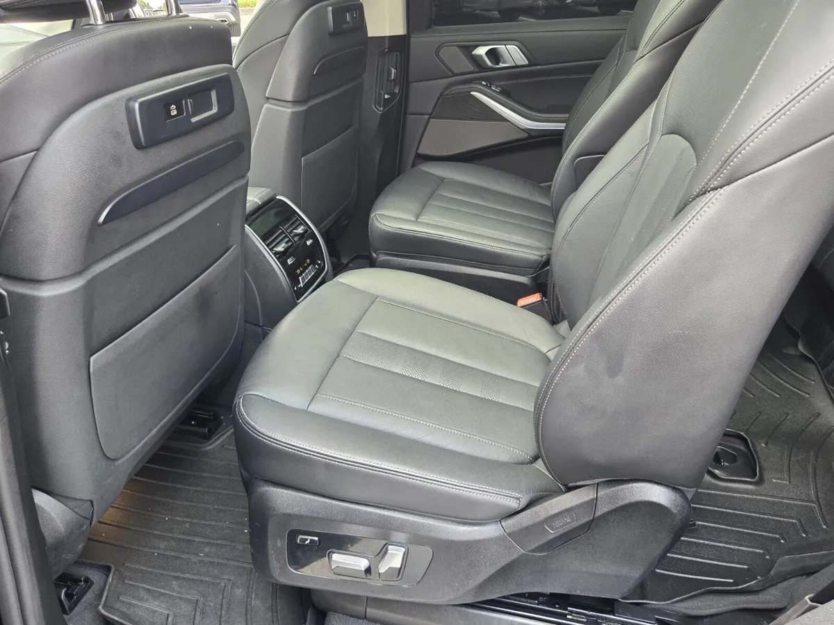2021 BMW X7 xDrive40i thumbnail 13