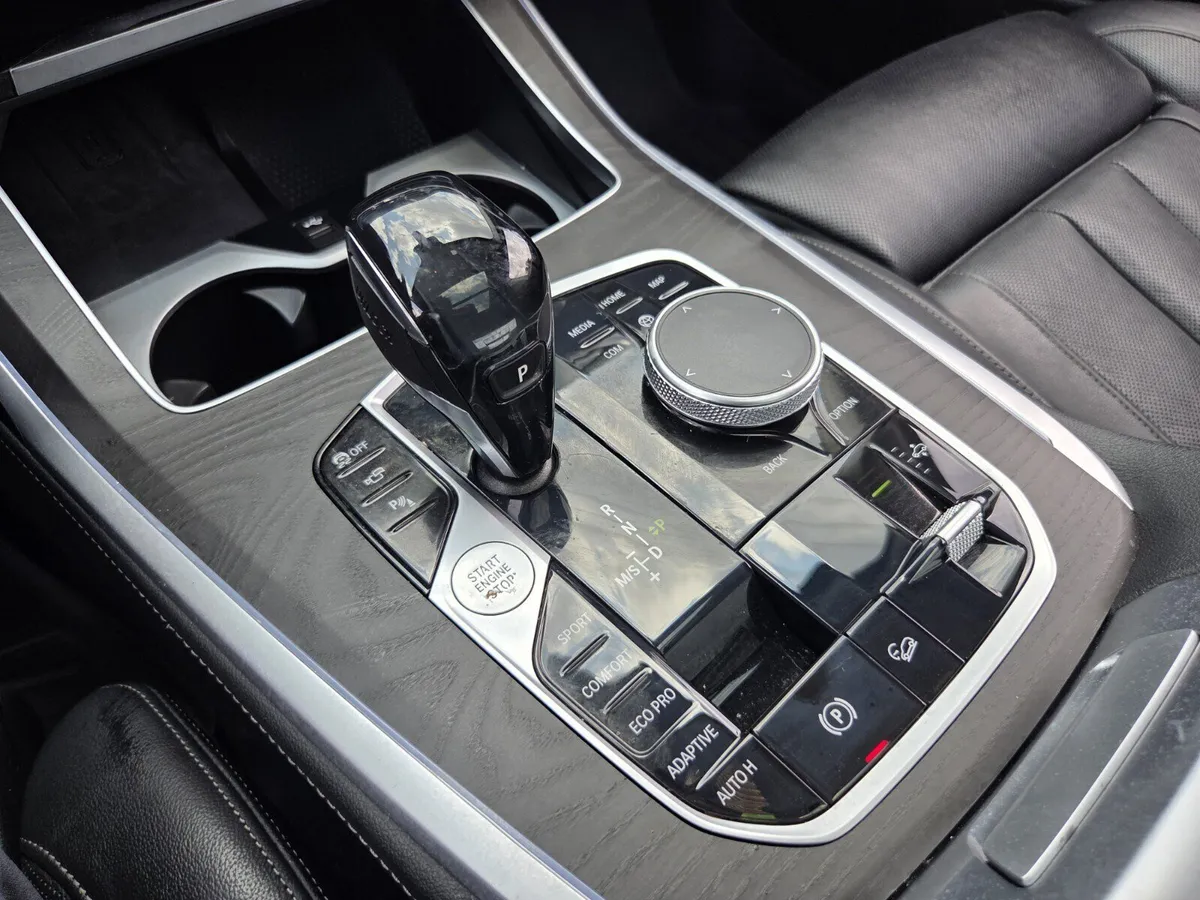 2021 BMW X7 xDrive40i thumbnail 19