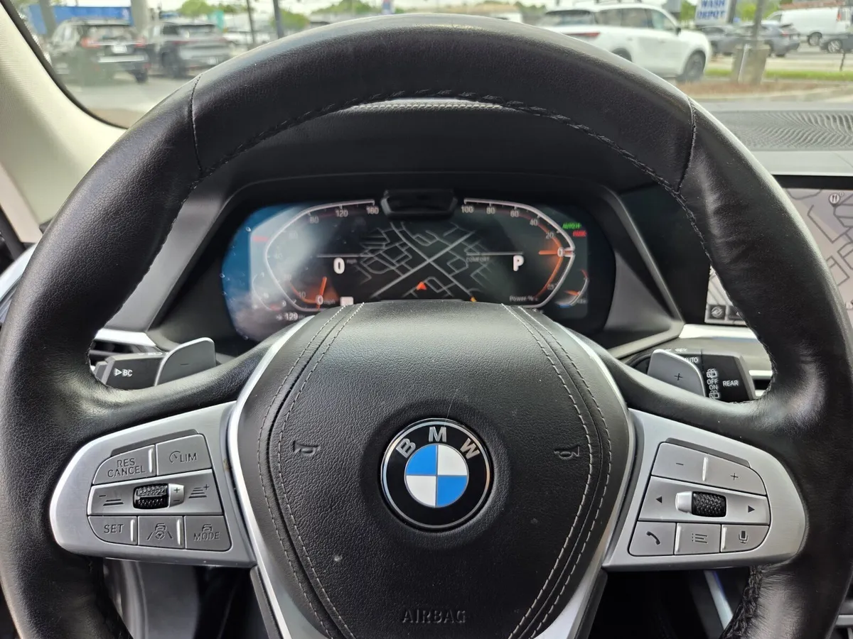 2021 BMW X7 xDrive40i thumbnail 24