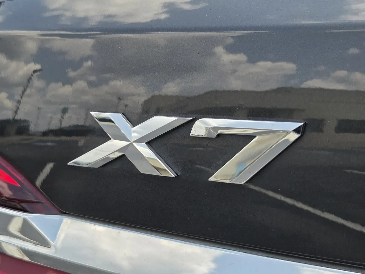 2021 BMW X7 xDrive40i thumbnail 36