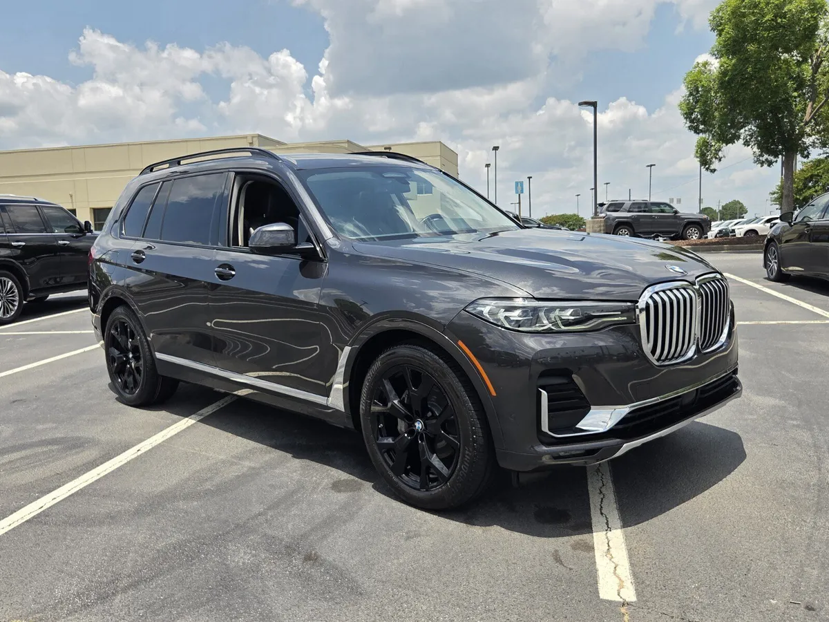 2021 BMW X7 xDrive40i thumbnail 5