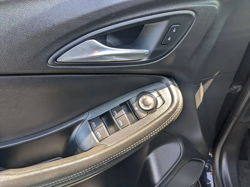 2021 Buick Encore GX Preferred thumbnail 12