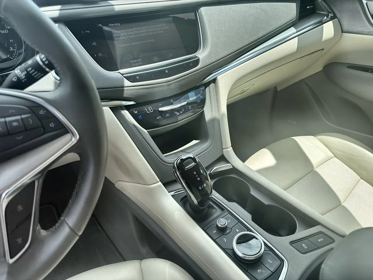 2021 Cadillac XT5 FWD Premium Luxury thumbnail 11
