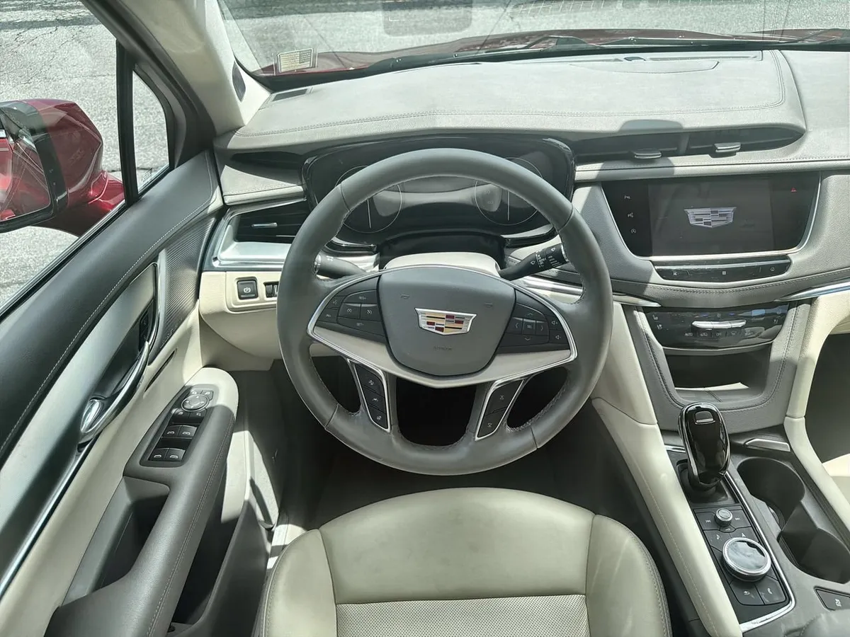 2021 Cadillac XT5 FWD Premium Luxury thumbnail 17