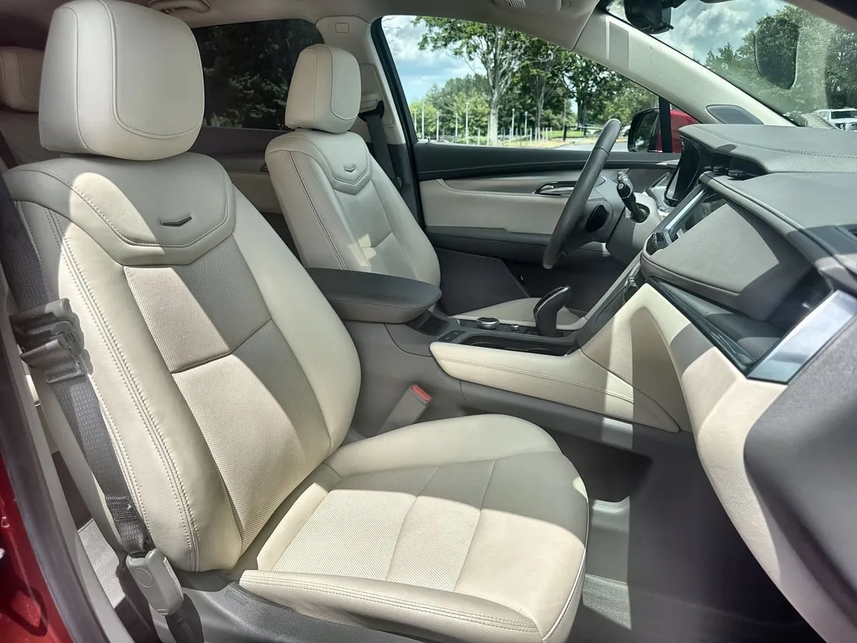 2021 Cadillac XT5 FWD Premium Luxury thumbnail 23
