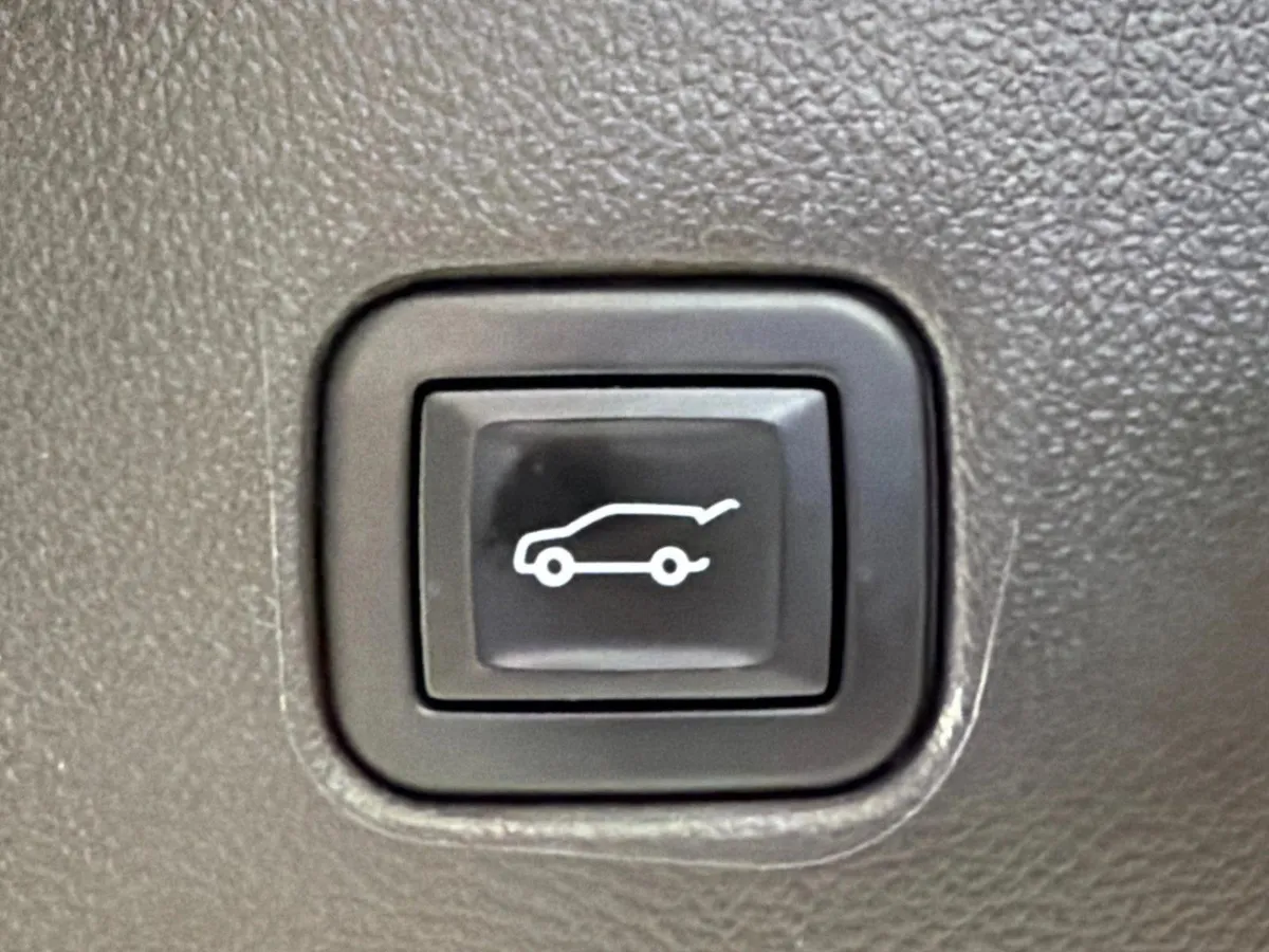 2021 Chevrolet Blazer LT thumbnail 19