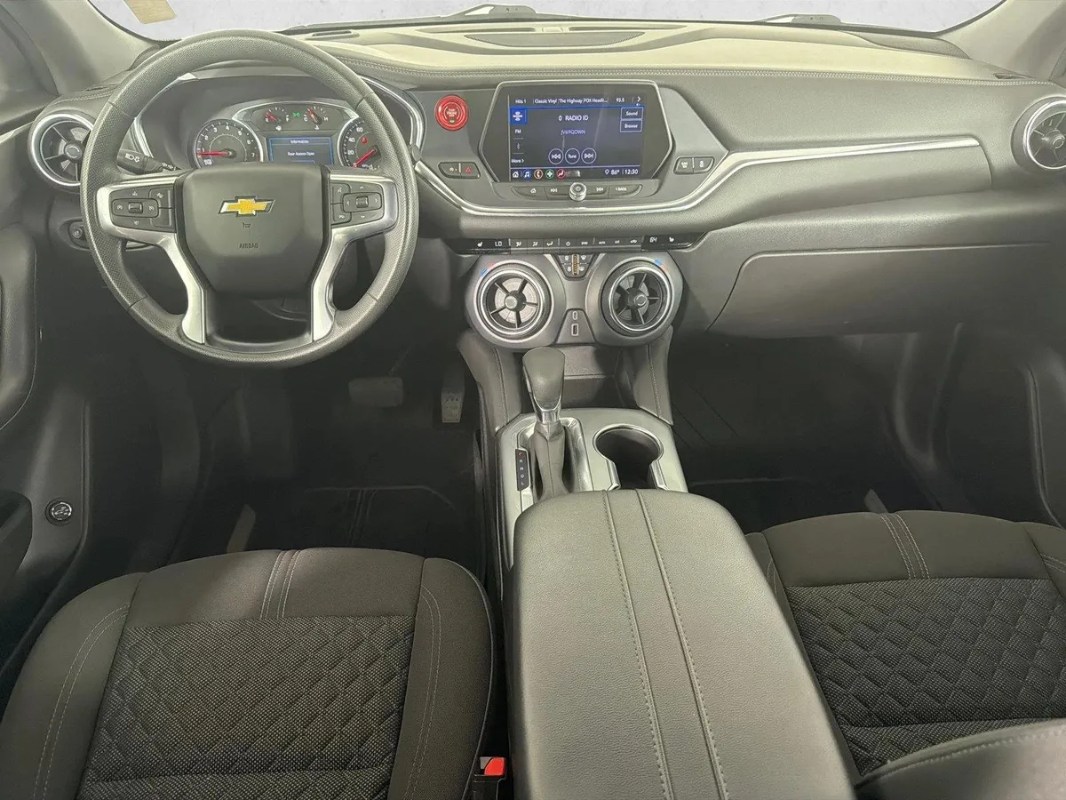 2021 Chevrolet Blazer LT thumbnail 23