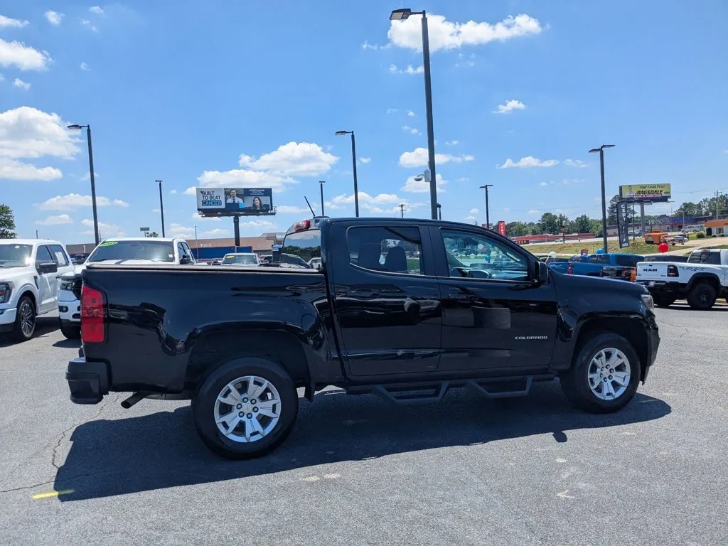 2021 Chevrolet Colorado 2WD LT thumbnail 4