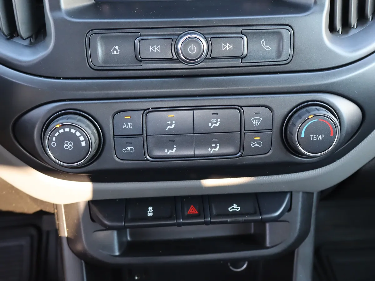2021 Chevrolet Colorado 2WD Work Truck thumbnail 26
