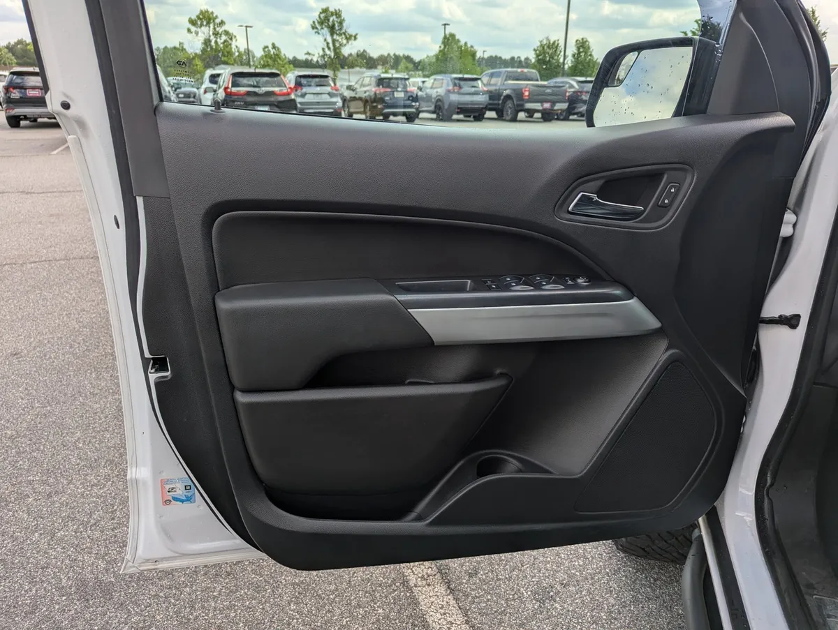 2021 Chevrolet Colorado 4WD ZR2 thumbnail 21