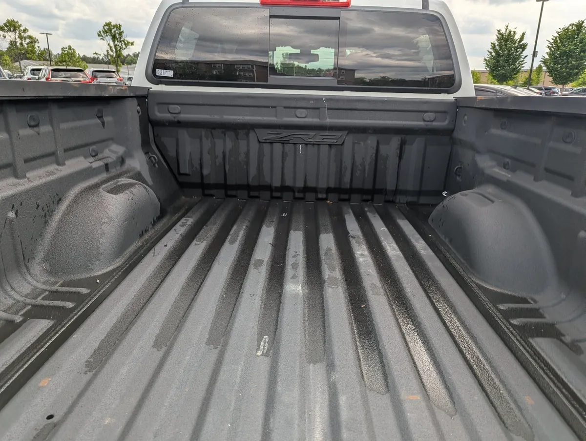 2021 Chevrolet Colorado 4WD ZR2 thumbnail 30