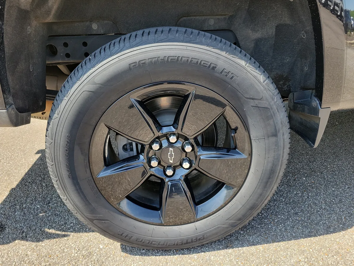 2021 Chevrolet Colorado LT thumbnail 28