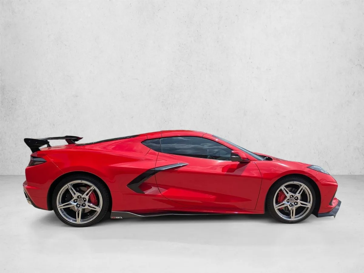 2021 Chevrolet Corvette 1LT thumbnail 4