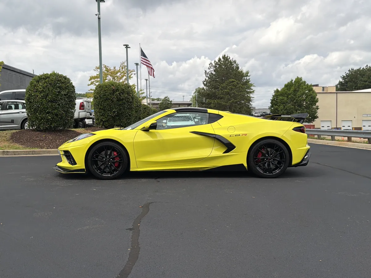 2021 Chevrolet Corvette 2LT thumbnail 14