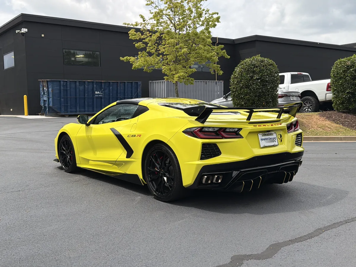 2021 Chevrolet Corvette 2LT thumbnail 15