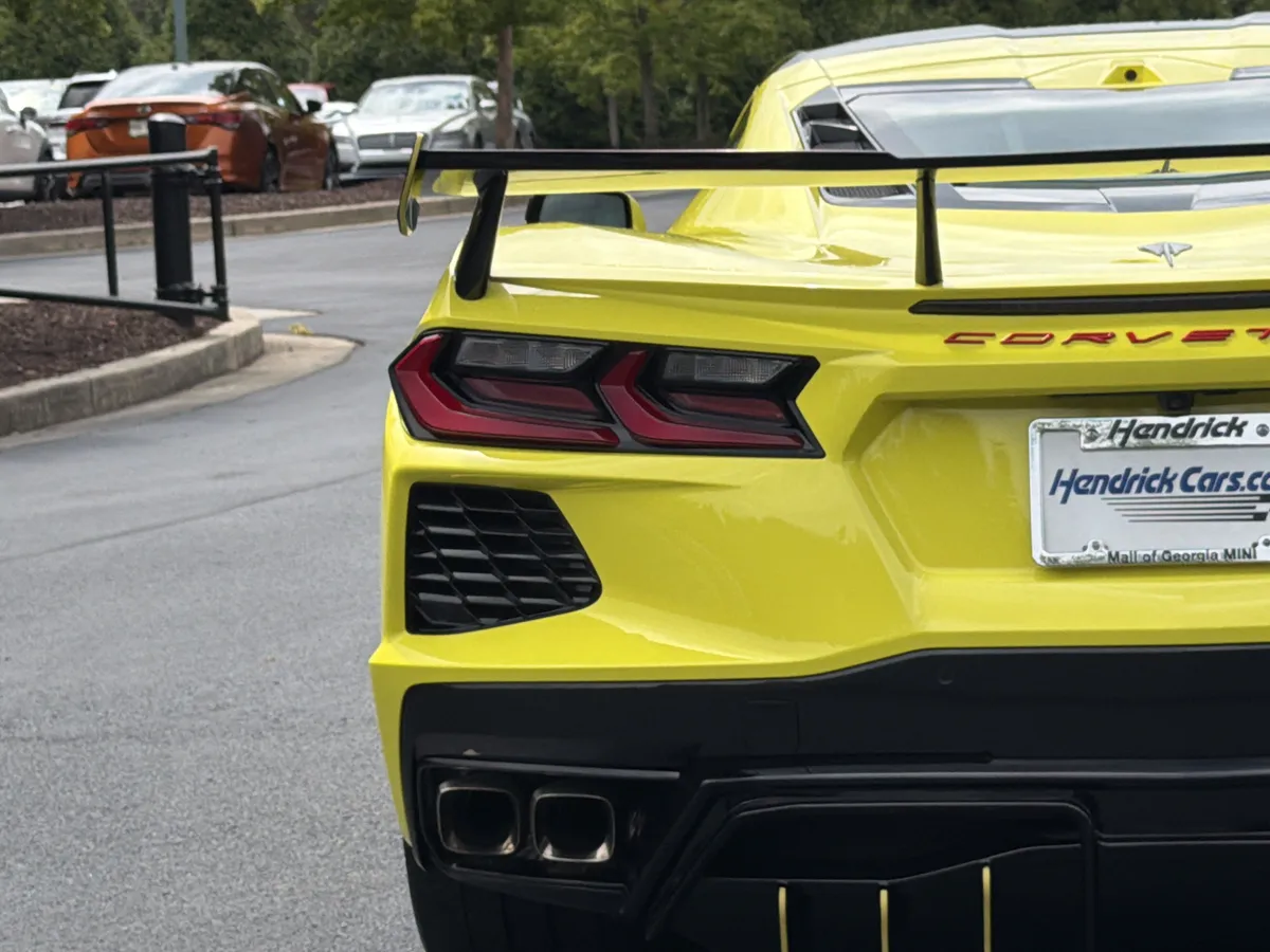 2021 Chevrolet Corvette 2LT thumbnail 21