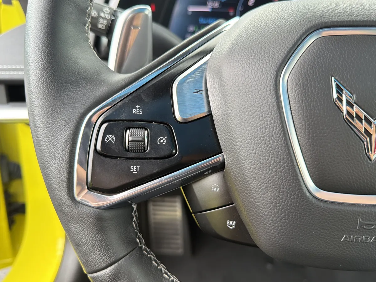 2021 Chevrolet Corvette 2LT thumbnail 34