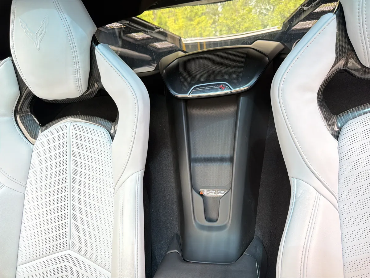 2021 Chevrolet Corvette 2LT thumbnail 7