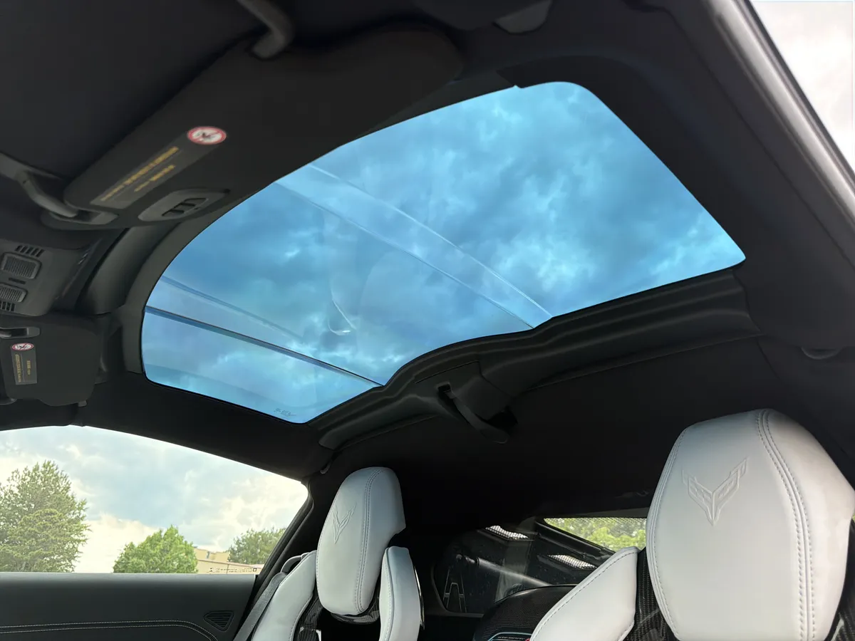 2021 Chevrolet Corvette 2LT thumbnail 9