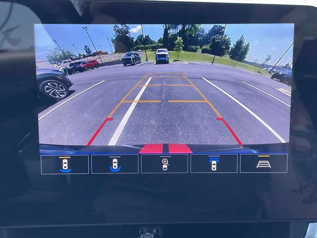 2021 Chevrolet Corvette Stingray thumbnail 16