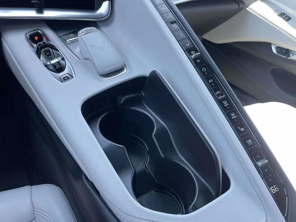 2021 Chevrolet Corvette Stingray thumbnail 21